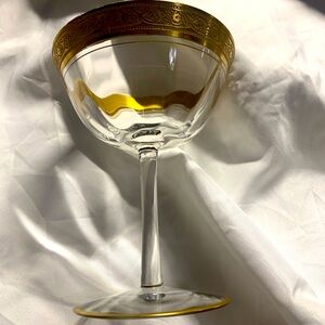 Set of 6 Vintage Gold Rimmed Cocktail glasses $18